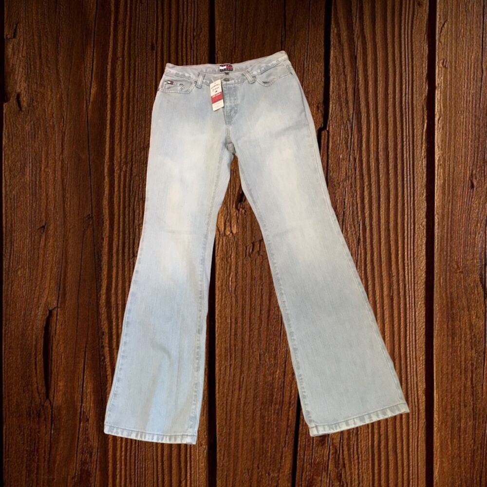 Tommy Hilfiger Jill Jean mid rise flared leg NWT size 7 - Picture 3 of 10